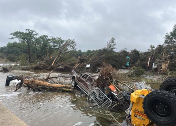 Van más de 100 muertos por las inundaciones en Texas