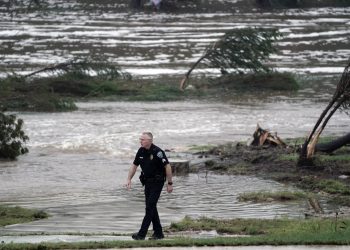 Sube a 27 las personas fallecidas por las inundaciones en  Texas