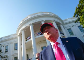 Trump anuncia nuevos aranceles del 30% para México