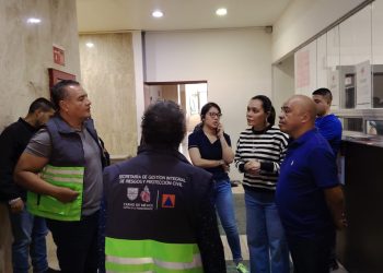 Se desploma elevador con seis personas en la colonia Obrera, CDMX