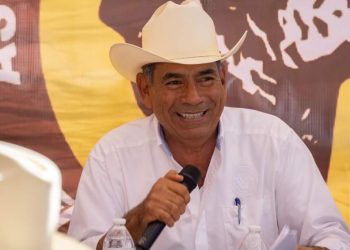 “Es una situación desesperante, hay 100 mil cabezas de ganado por exportar”; Ganadero