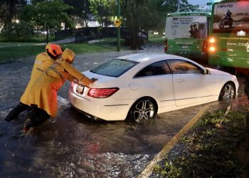 Piden declaratoria de emergencia para Zapopan por inundaciones, hay una persona desaparecida