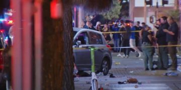 Un atropello múltiple en Los Ángeles deja al menos 30 heridos