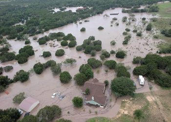 El número de fallecidos en Texas por las inundaciones alcanza ya los 79
