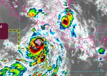 Cierran puerto a la navegación en Manzanillo por Huracán Flossie
