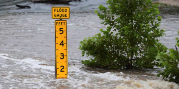 Reportan a dos queretanos desaparecidos por inundaciones en EU