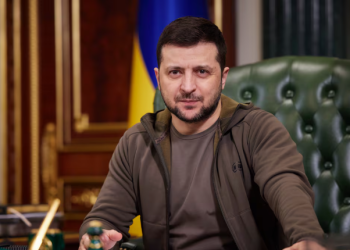 Zelenski habla con Kellogg en Kiev de sanciones a Rusia