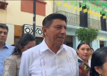 Sismo en Oaxaca interrumpe conferencia de Gobernador Jara