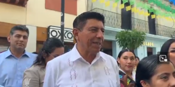 Sismo en Oaxaca interrumpe conferencia de Gobernador Jara