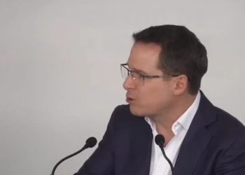 Condenan actitud de “brazos caídos” del gobierno, ante aplicación de aranceles por parte de EU