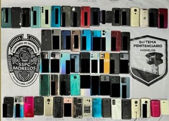 Decomisan marihuana, cocaína y 62 teléfonos celulares en penal de Morelos
