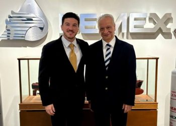 Gobierno de NL y PEMEX celebran acuerdos