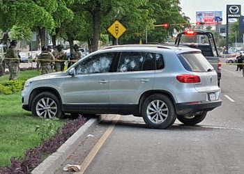 Asesinan al Comandante Nitro en plena luz del día frente a la SEPyC en Culiacán