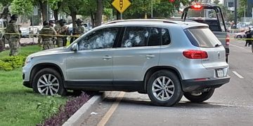 Asesinan al Comandante Nitro en plena luz del día frente a la SEPyC en Culiacán