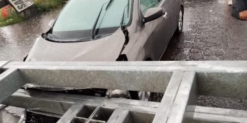 Cae espectacular de Capufe en la México – Cuautla sobre dos autos