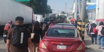 Tras 20 horas de bloqueo se retiran manifestantes de la Avenida de las Ánimas y la Autopista México-Querétaro