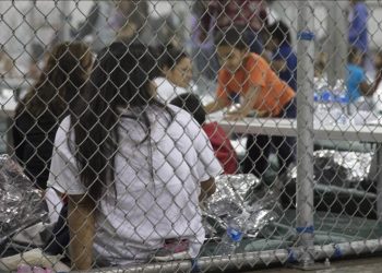 Gobierno de Trump busca construir otros cinco megacentros de detención para migrantes