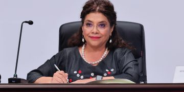 Clara Brugada reprueba destrozos en la UNAM tras marcha contra la gentrificación