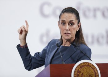 Sheinbaum pide indicadores claros sobre el cierre de la frontera con Estados Unidos por gusano barrenador