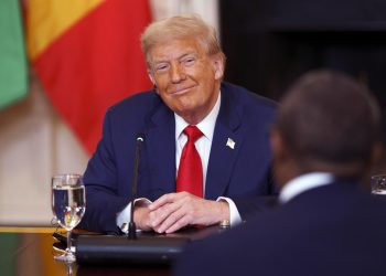 Trump anuncia un arancel del 50 % a Brasil en represalia por el juicio a Jair Bolsonaro