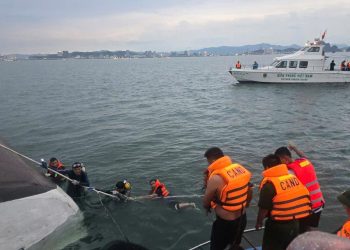 Al menos 29 muertos en un accidente de un barco turístico en Vietnam