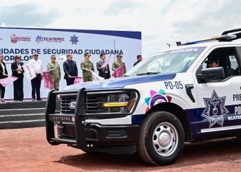 Entregan 455 patrullas y motopatrullas para reforzar la seguridad en Ecatepec