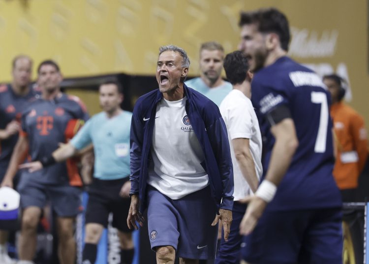 ATLANTA (United States), 05/07/2025.- PSG Head coach Luis Enrique yells during the FIFA Club World Cup 2025 match between Paris Saint-Germain and FC Bayern Munich, in Atlanta, Georgia, USA, 05 July 2025. (Mundial de Fútbol) EFE/EPA/ERIK S. LESSER