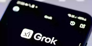 Elon Musk anuncia “Baby Grok”, aplicación de IA pensada para niños