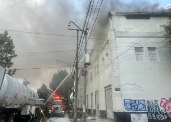 Controlan incendio registrado en la colonia Morelos