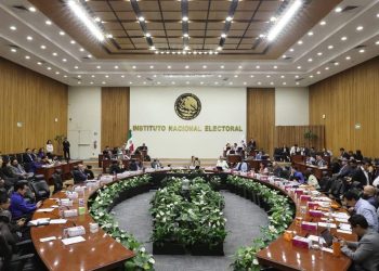 INE sanciona con el 10% de los topes de gastos de campaña a candidatos ganadores por acordeones