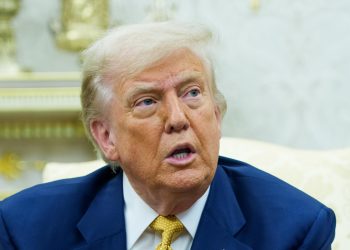 “¡Ya no quiero su apoyo!”, dice Trump a seguidores que critican su manejo del caso Epstein