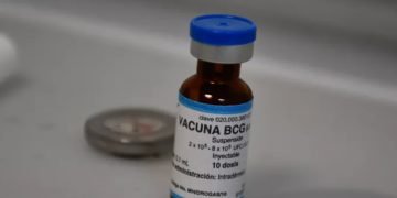 Reportan desabasto de vacuna BCG para recién nacidos; SSa afirma llegará en 4 semanas