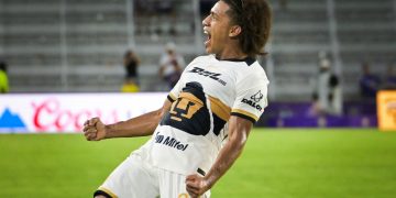 Pumas se impone y sueña con el pase a la siguiente ronda
