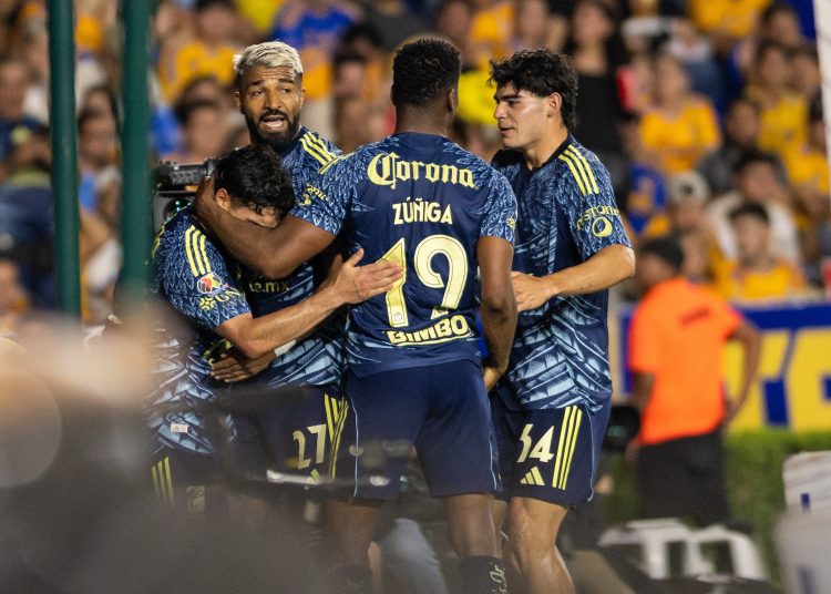 Alejandro Zendejas celebrates goal 1-3 of America during the 5th round match between Tigres UANL and America as part of the Liga BBVA MX, Torneo Apertura 2025 at Universitario Stadium, on August 16, 2025 in Monterrey, Nuevo Leon, Mexico.