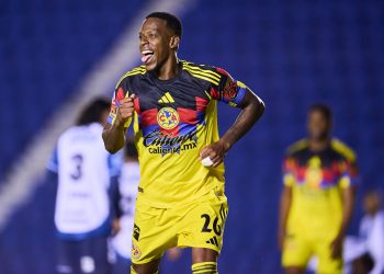 Igor Lichnovsky y el francés Allan Saint-Maximin anotaron este sábado un gol cada uno para darle al América