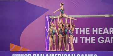 Selección mexicana de natación artística gana Oro en equipo mixto