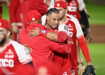 Diablos tras ganar la serie de zona contra los Pericos de Puebla