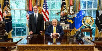 Trump elige al economista Stephen Miran como nuevo miembro en la Junta de la Fed