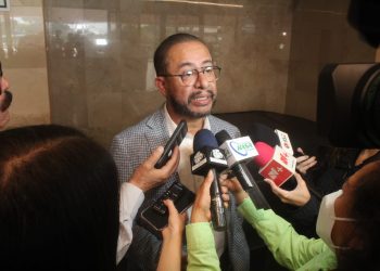 Rechaza Hugo Eric Flores persecución política contra Alito en el trámite de desafuero