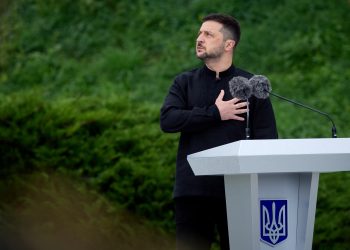 Día de la bandera: Zelenski afirma que no entregará su tierra “al ocupante”