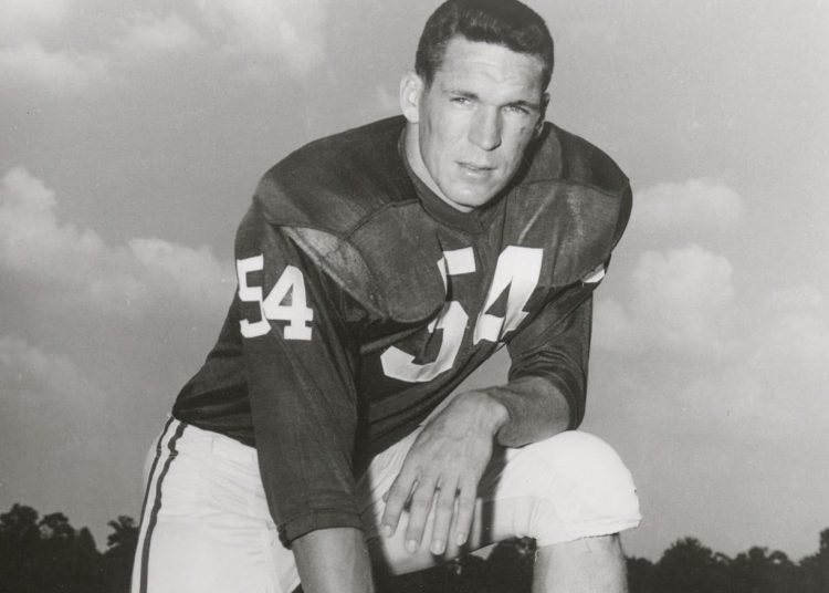 Lee Roy Jordan, ex estrella de Cowboys
