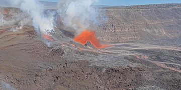 Nueva erupción del volcán Kīlauea genera fuentes de lava de hasta 90 metros