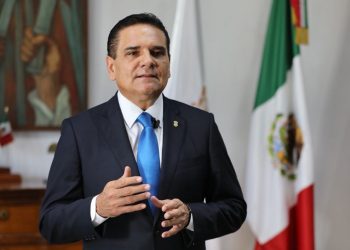 Silvano Aureoles obtiene suspensión provisional contra nuevas órdenes de captura