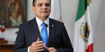 Silvano Aureoles obtiene suspensión provisional contra nuevas órdenes de captura
