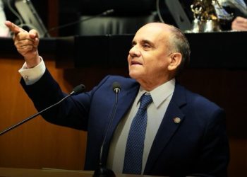 Reducción de la pobreza se nulifica con 44.5 millones de personas sin servicios de salud, asegura el PRI