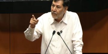 Usa Noroña sesión de la Comisión permanente para quejas, lamentaciones y desagravio personal
