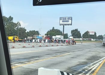 Bloqueos y manifestaciones por extorsiones en penales del Estado de México