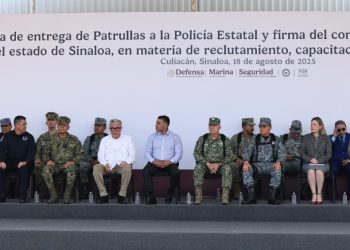 “Falta mucho por hacer, pero no están solos”; General Trevilla promete respaldo total a Sinaloa