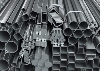 EU extiende sus aranceles del 50% a más de 400 productos de acero y aluminio