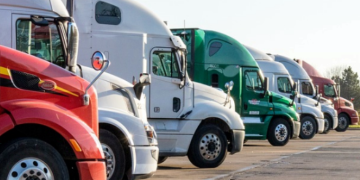 Con tendencia decreciente comercialización de unidades pesadas, reportan AMDA y ANPACT